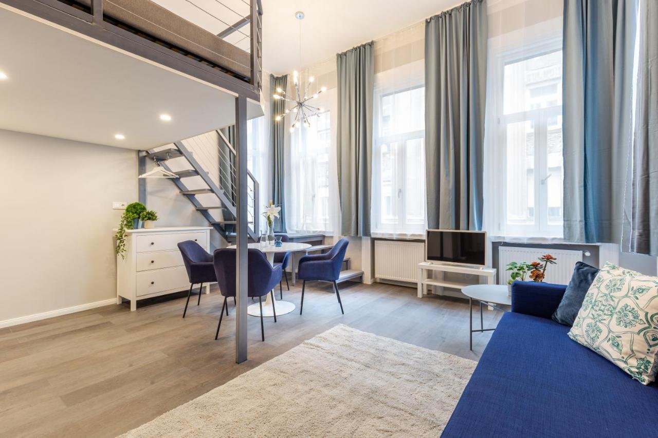 W33 - Prime Location - Comfortable Quality Apartments By Bqa Budapest Luaran gambar